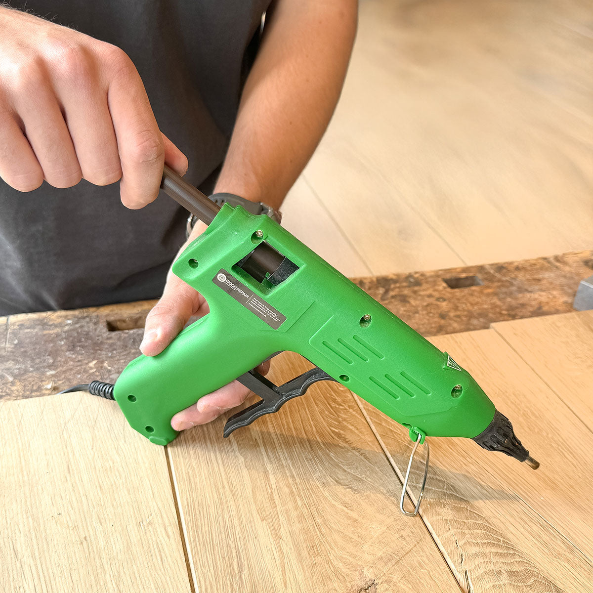 Wood Repair WR 180 applicator gun, side view