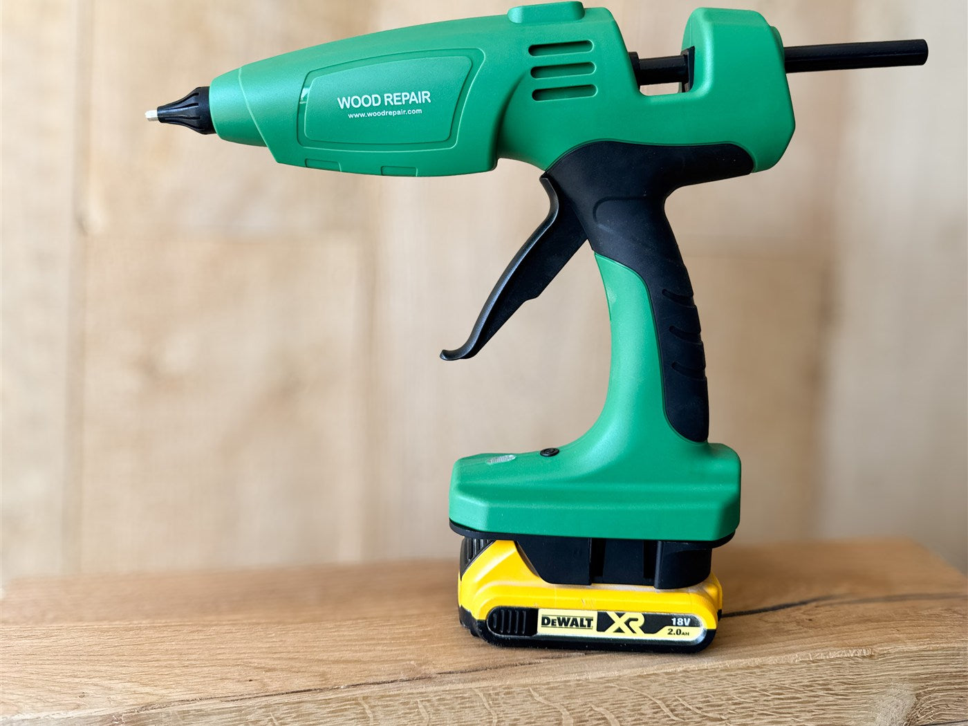Wood Repair WR 540 PRO Cordless gun mounted on an 18V DeWalt battery with the brand adapter